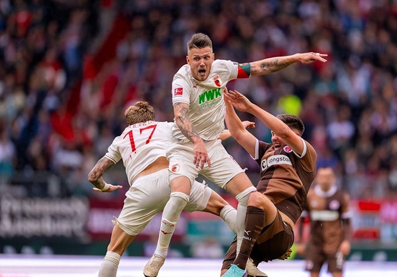 德甲比赛精彩，球迷留言支持的简单介绍