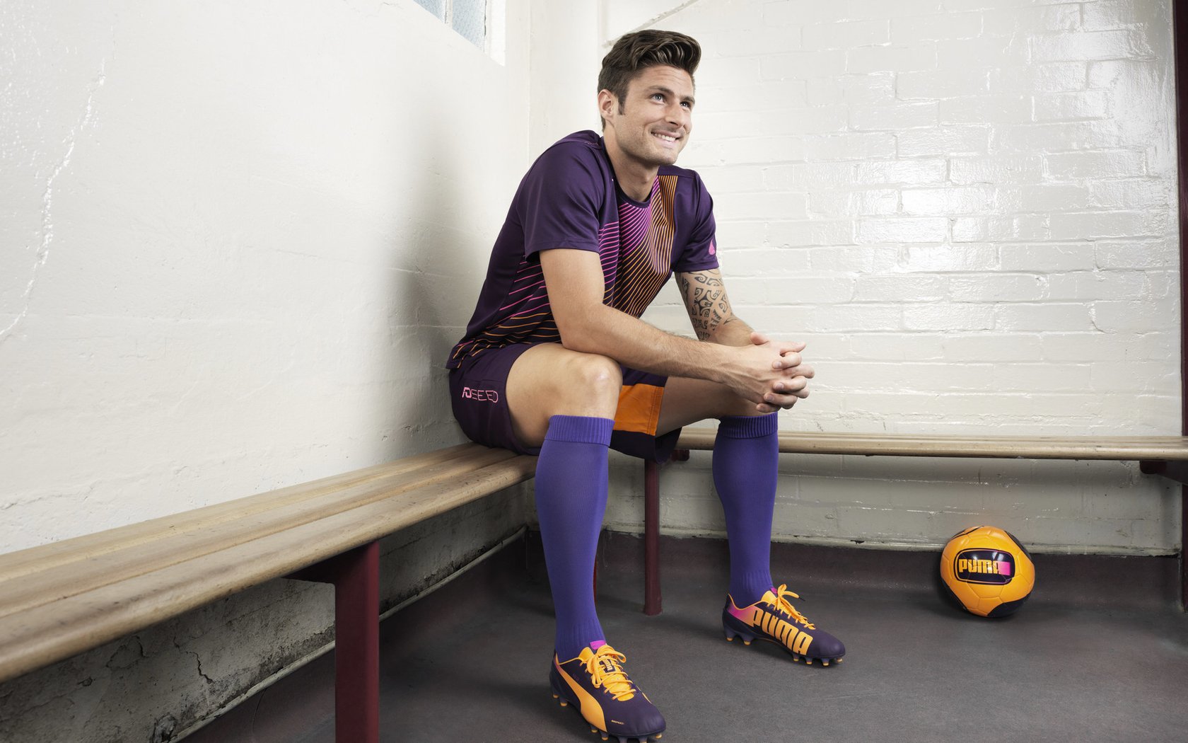 暖心时刻：NBA球员在赛场外积极投身公益事业，nba球员向中国捐款